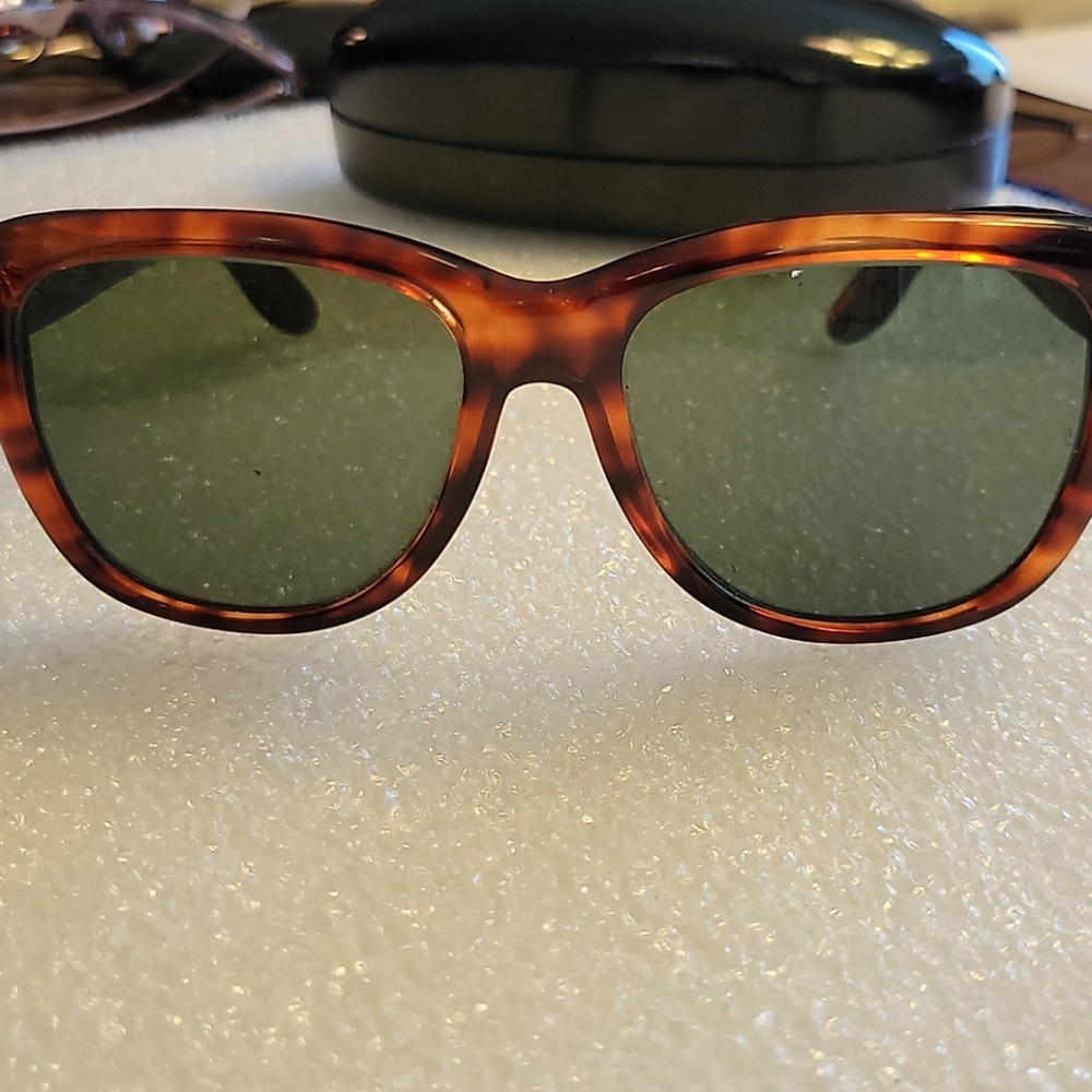 DONNA Karan sunglasses
